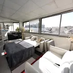 Apartment Centre With Air Conditionner
