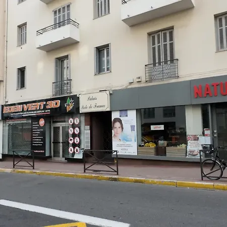 Palais Porte De France With Air Conditionner Apartamento *